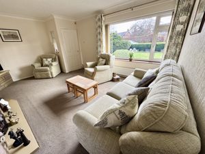 Lounge- click for photo gallery